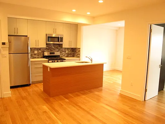 Rented by Residents Team | media 24