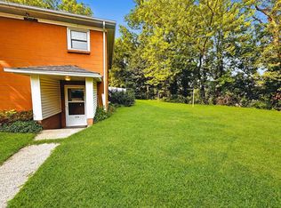 2719 S Burdick St, Kalamazoo, MI 49001