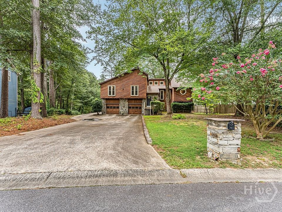 1st image of 2625 Deerfield Circle