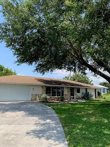 355 Spring Lake Blvd Photo 1