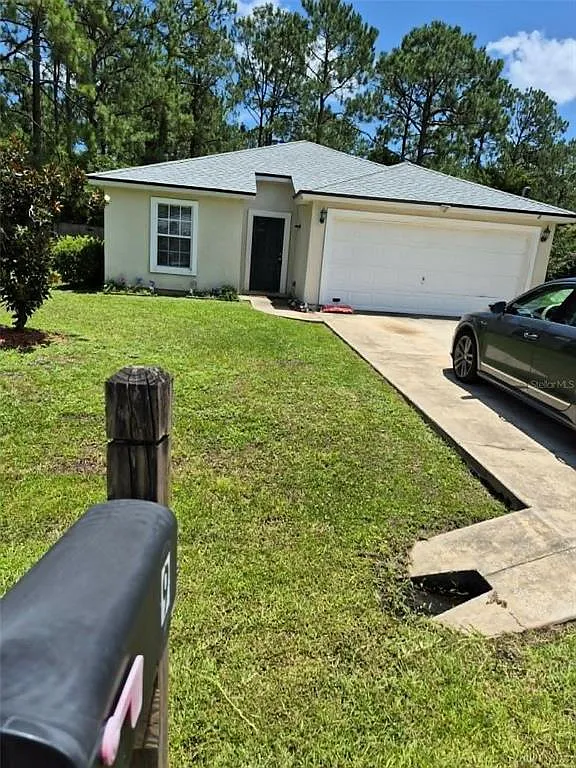3 bed, 2.0 bath, 1350 sqft, $1,850 — Photo 1