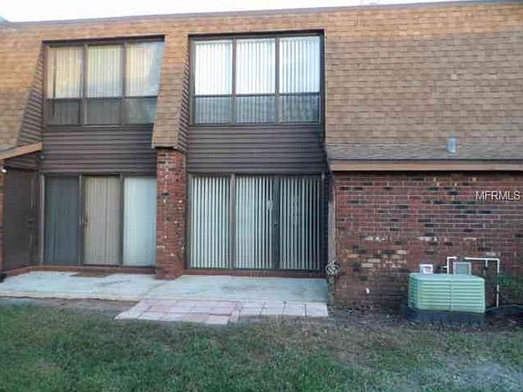 3rd image of 1836 N Crystal Lake Dr