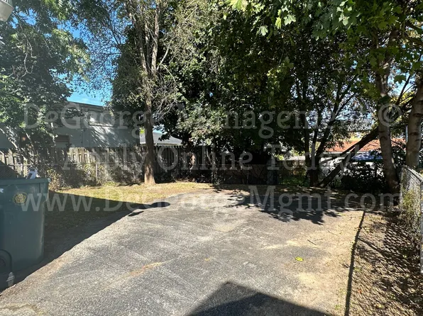 Gray, 16 Gray St, Rochester, NY 14609