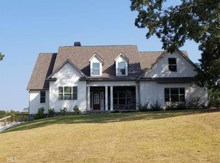 15 Jacksons Creek Dr, Newnan, GA 30265