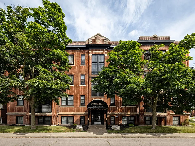 36 Hanna St W #8 — Photo 16