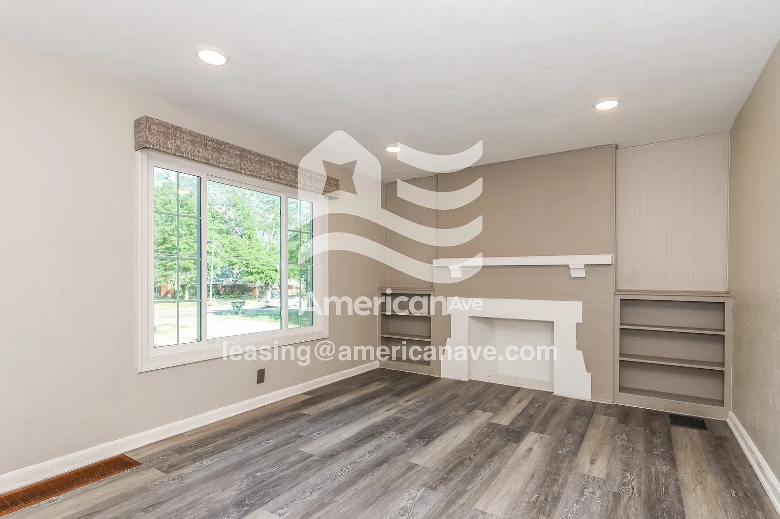 3 bed, 1.0 bath, 1022 sqft, $1,140 — Photo 3