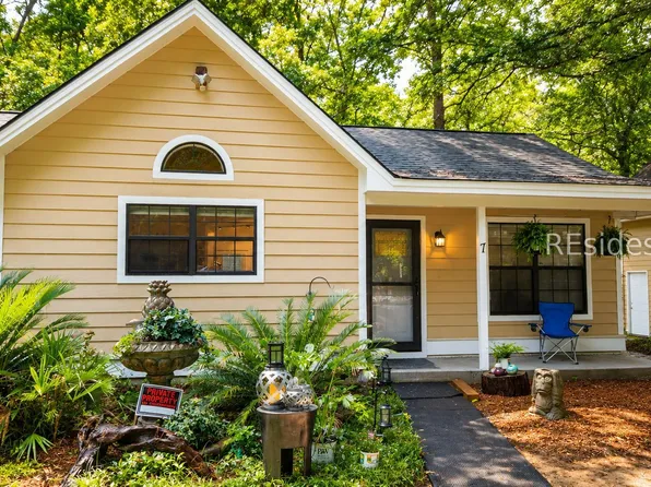 7 Mitchell Ct, Bluffton, SC 29910