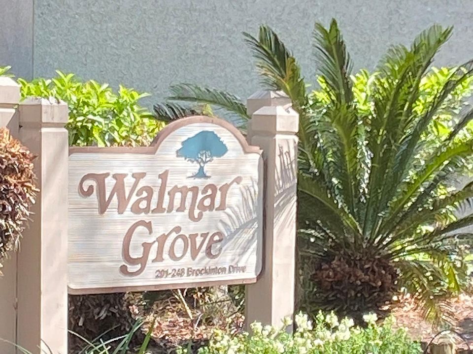 1st image of 210 Walmar Grv #210