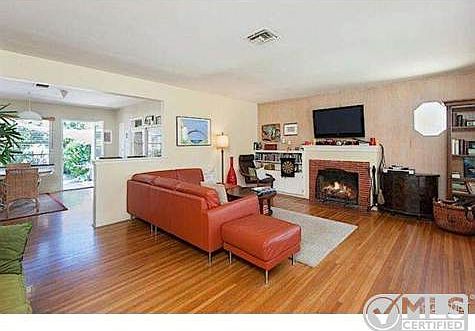5th image of 4330 Camellia Ave