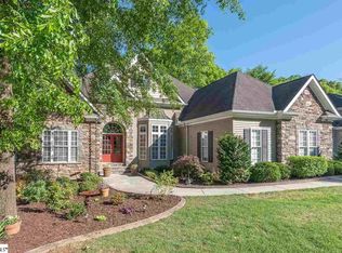210 Netherland Ln, Simpsonville, SC 29681