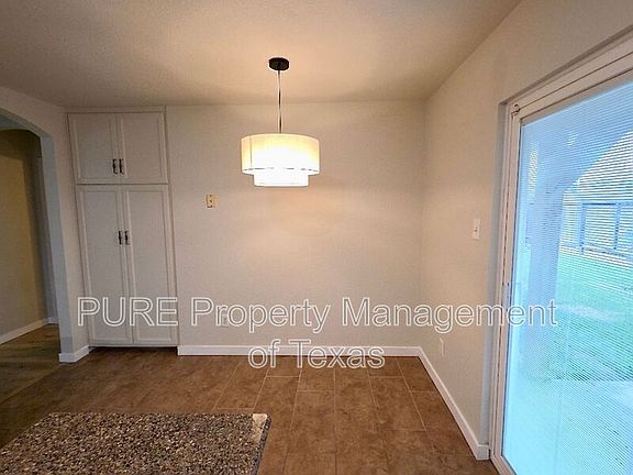 5th image of 17702 Wiseman Dr
