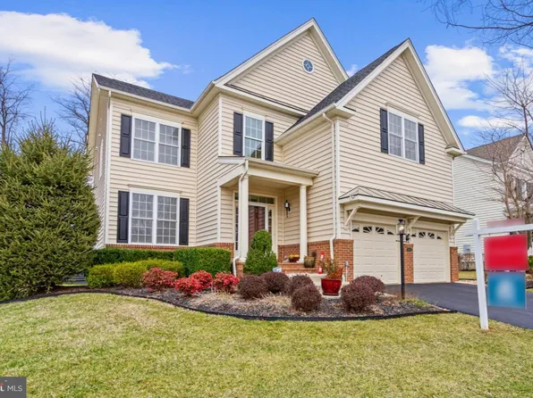 15414 Gossoms Store Ct, Haymarket, VA 20169