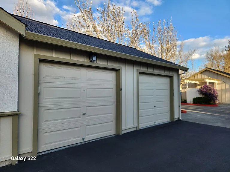 777 E Cotati Ave #12 — Photo 16