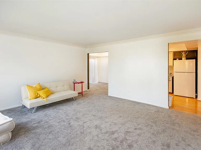 32 Meadow Wood Dr — Photo 8