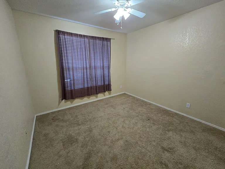 755 Eagles Gln — Photo 9