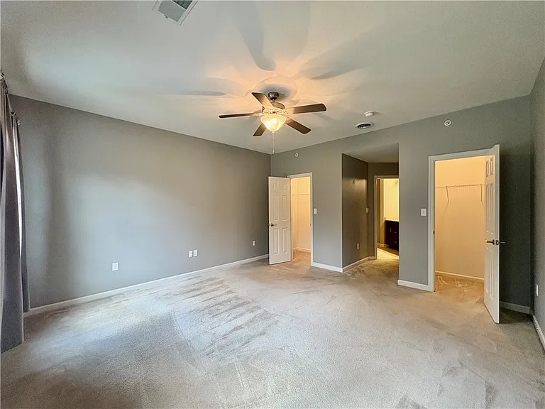 2046 Croghan Dr — Photo 11