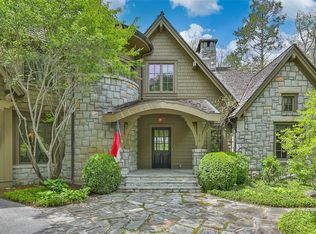 525 High Mountain Dr, Cashiers, NC 28717