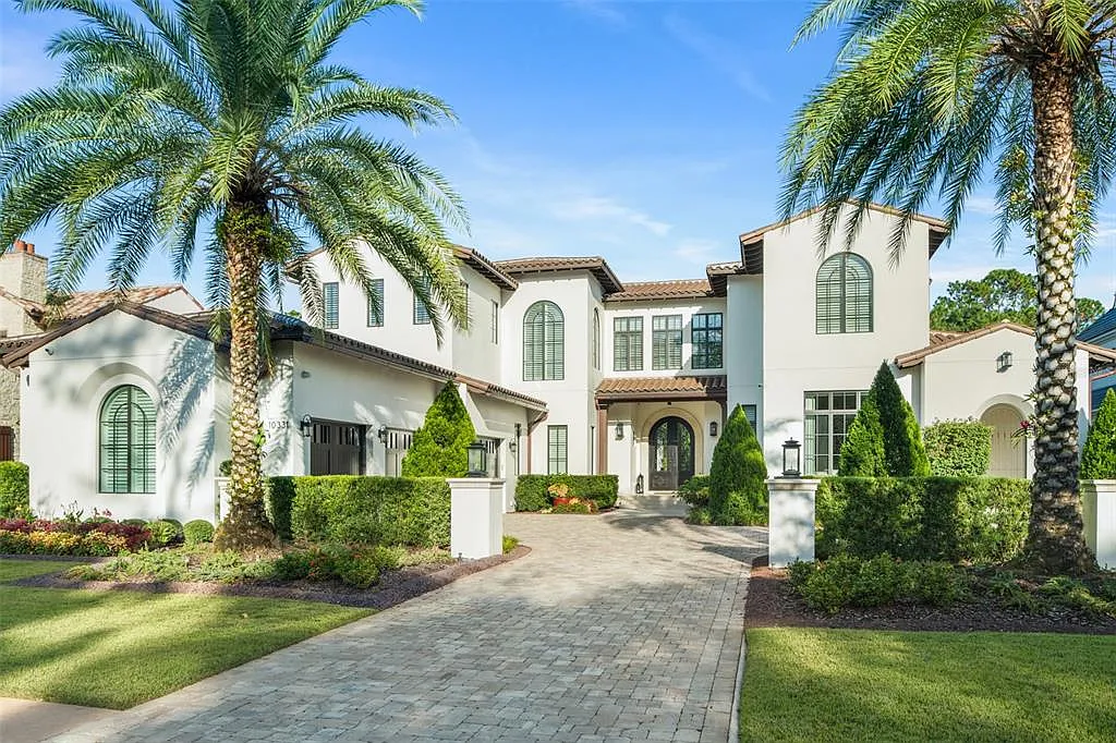 5 bed, 5.5 bath, 6704 sqft, $45,000 — Photo 3
