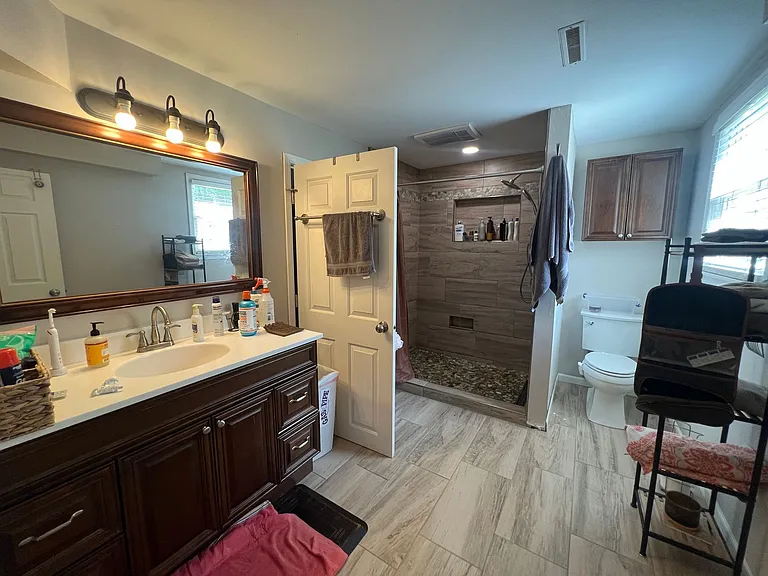 420 Walnut St — Photo 22