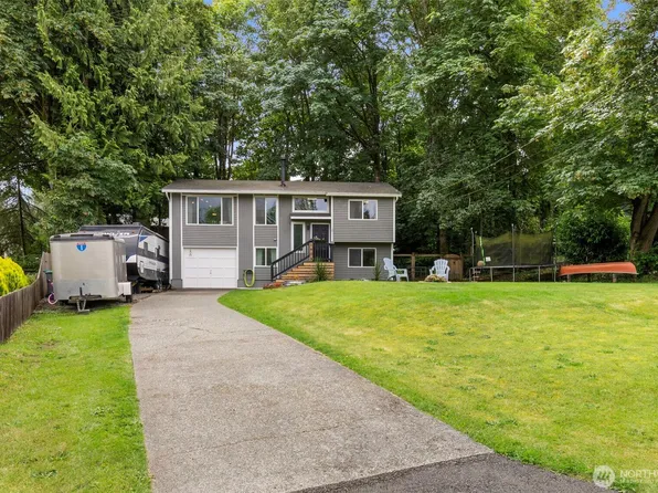 1903 NW Russell Street, Poulsbo, WA 98370