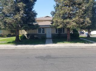 431 W Alamos Ave APT 1, Clovis, CA 93612