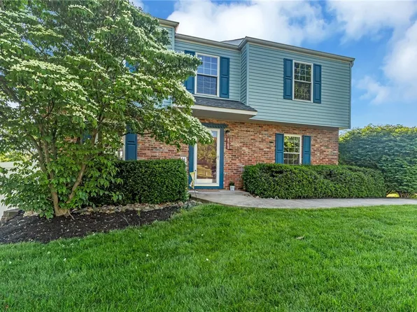 6743 Elk Rush Dr, Imperial, PA 15126