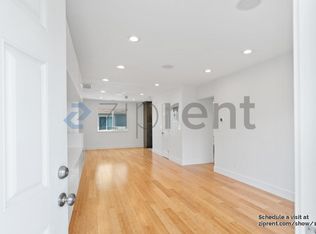 1011 E 17th St, Oakland, CA 94606