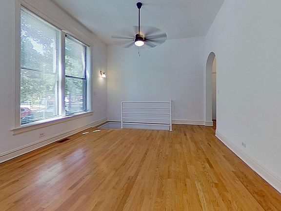2nd image of 2919 N Mildred Ave #1
