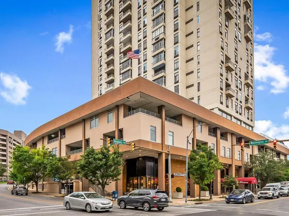 28 Allegheny Ave APT 910, Towson, MD 21204