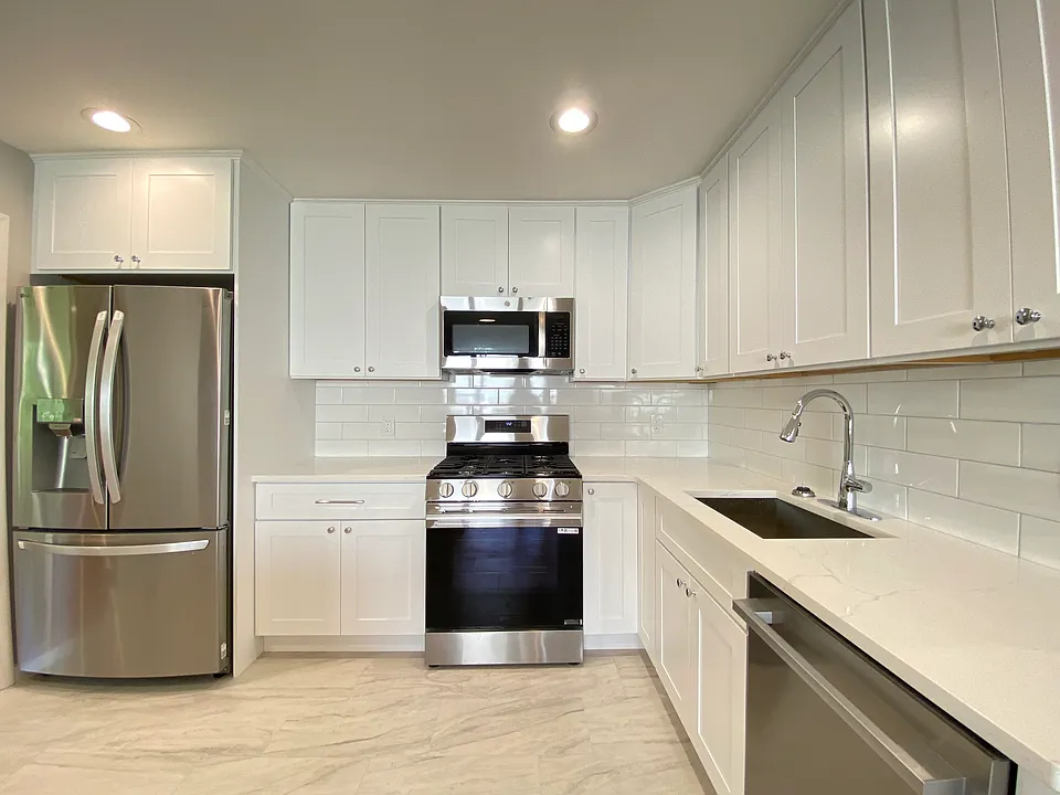 94 Ralph St #1