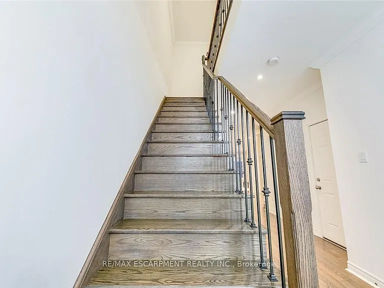 3087 Eberly Woods Dr — Photo 20