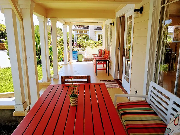 1221 Laguna St — Photo 3