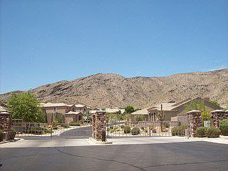 2nd image of 407 W Desert Flower Ln