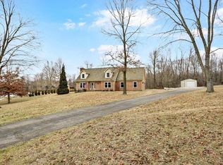 5301 Vans Dr, Evansville, IN 47720