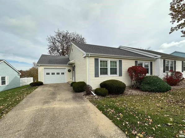 175 Arlington Dr, Macomb, IL 61455