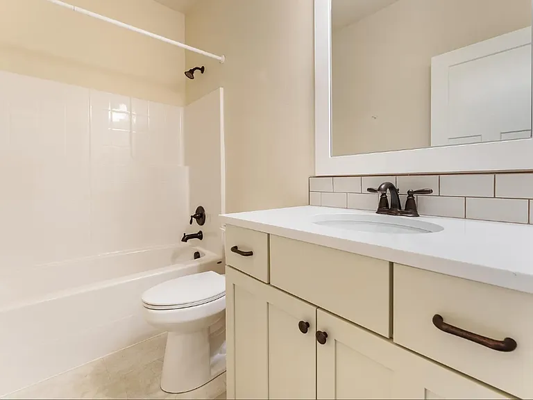 115 S Mathie Way — Photo 27