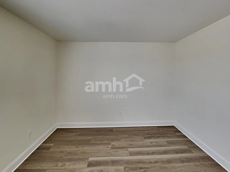 5532 Central Grove Sq — Photo 15