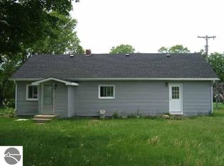 7049 Sparling Rd, Kingsley, MI 49649