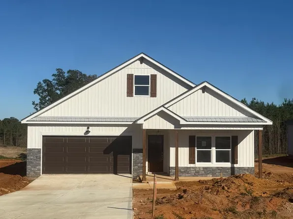 1435 Forest Dr, Midland City, AL 36350