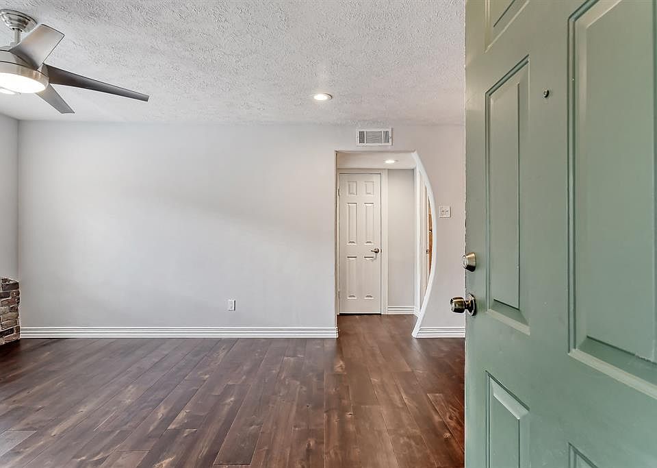 1st image of 101 Stratford St APT 110