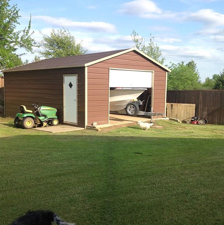 2nd image of 110 Cecil Cir