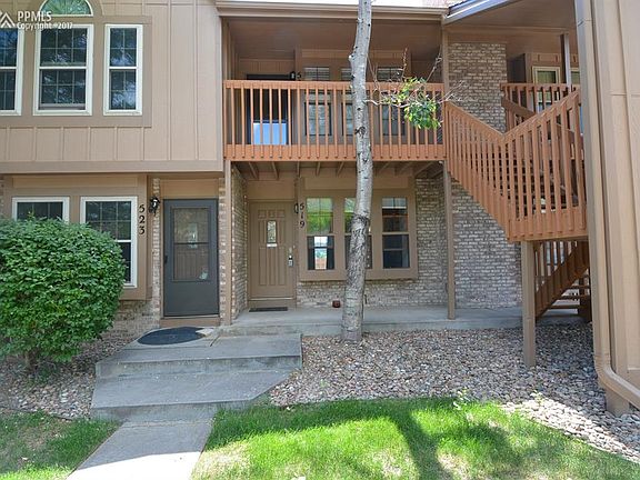 FRONT VIEW OF THE HOME