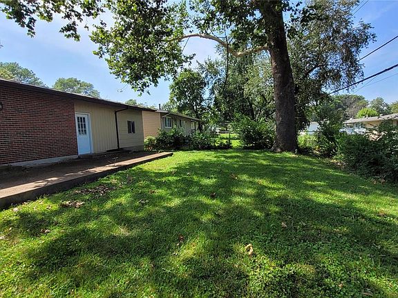 5th image of 815 Manresa Ln