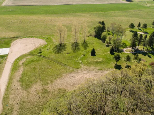 1 285th St, Battle Lake, MN 56515