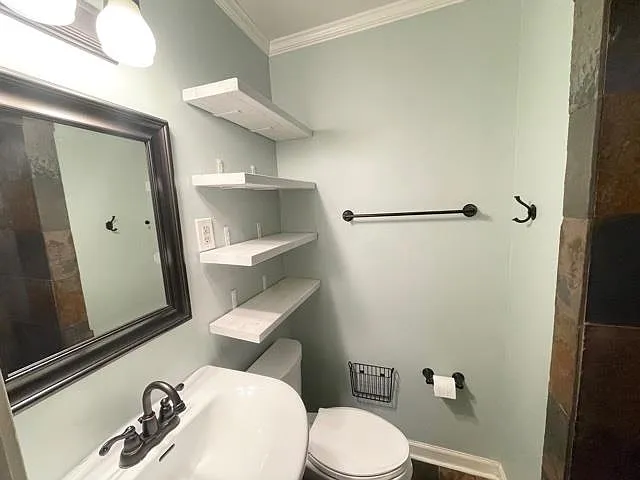 309 Fernway Cv — Photo 18