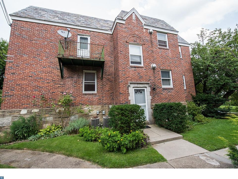 1st image of 662 W Park Ln Floor 1