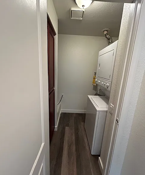 416 N Imperial Ave #27 — Photo 9