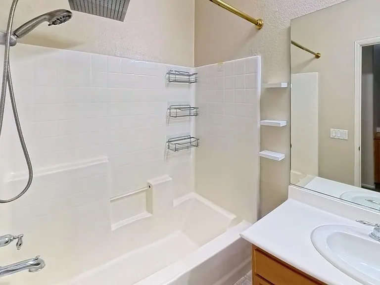 1800 E Lakeshore Dr #1701 — Photo 16