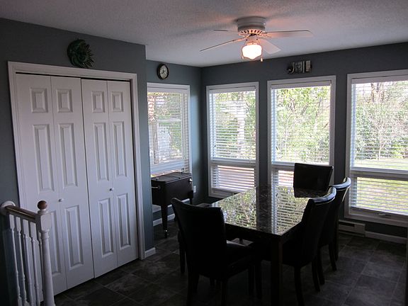 3rd image of 1006 S Ave