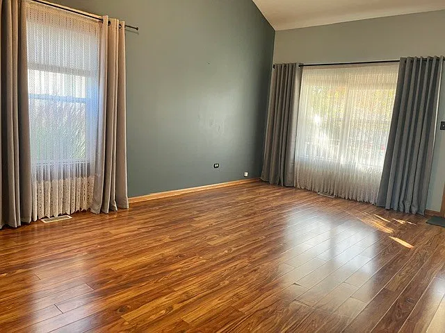 3 bed, 1537 sqft, $2,700 — Photo 2